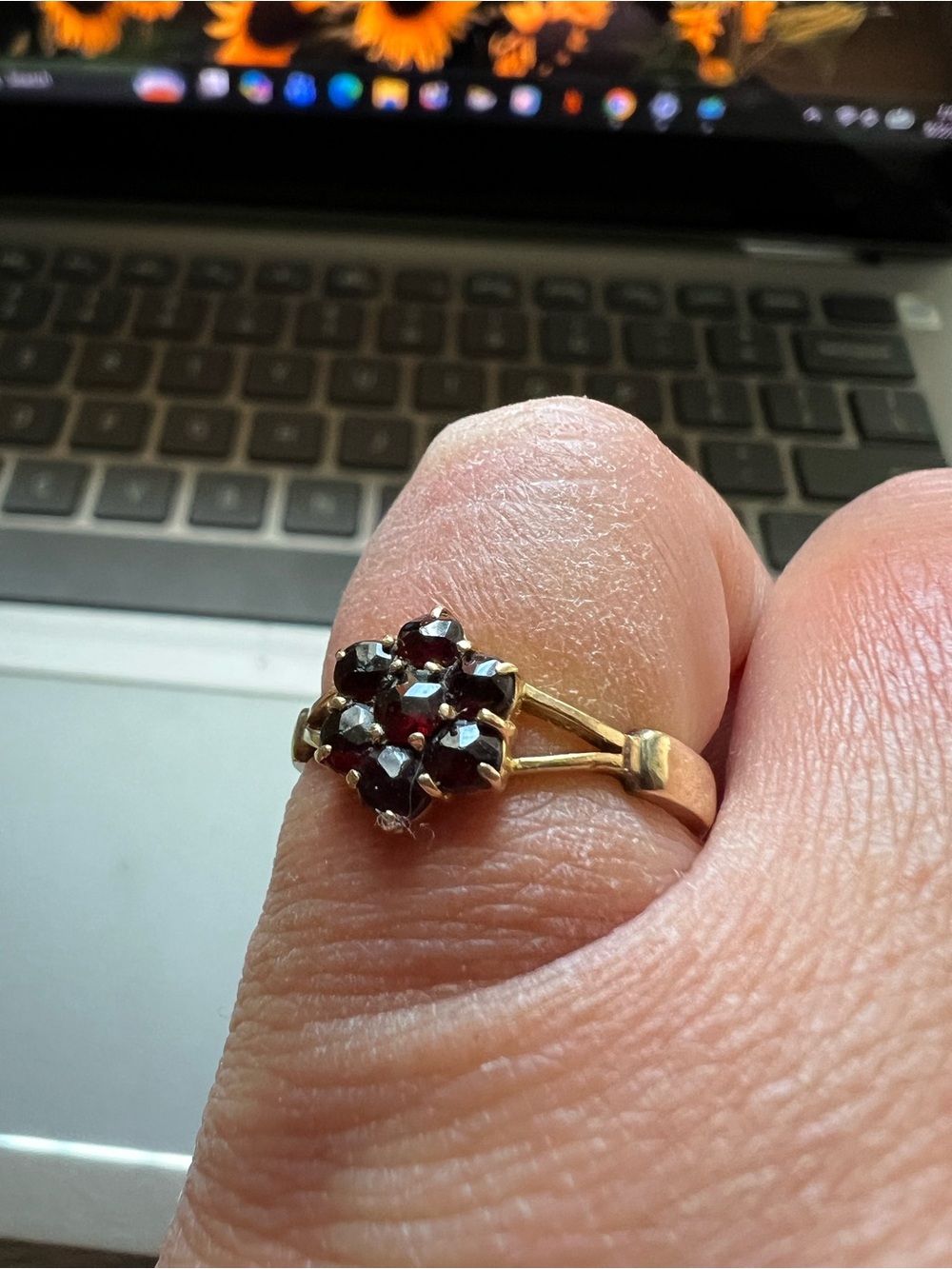 Elegant Gold-Tone Garnet Cluster Ring - Deep Red Gemstone